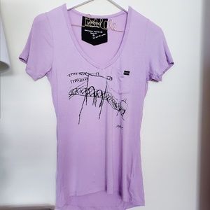 Umano Fitted Vneck Tee